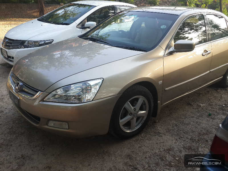 Honda accord 2005 for sale in pakistan #4