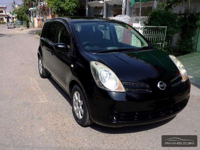 Nissan note for sale in lahore #2