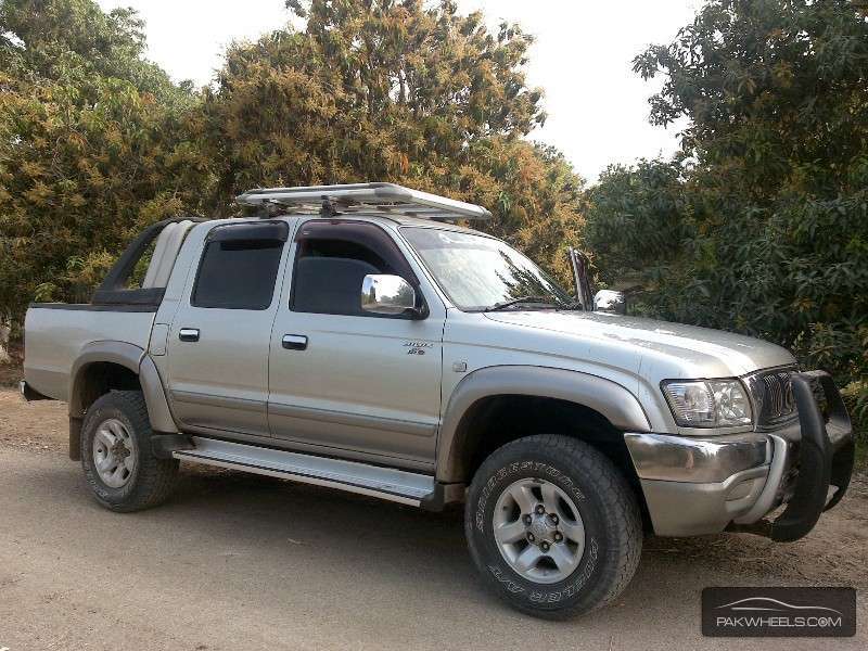 toyota hilux 2004 for sale #5