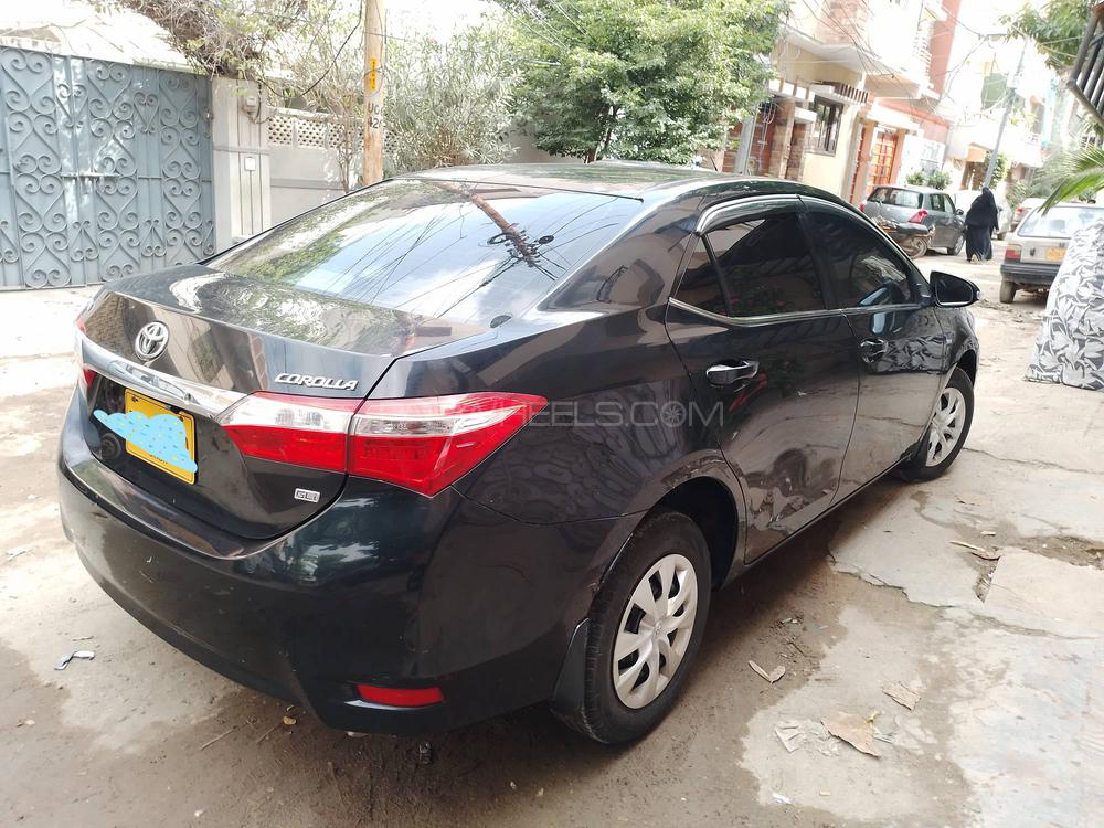 Toyota Corolla Gli Automatic Vvti For Sale In Karachi Pakwheels