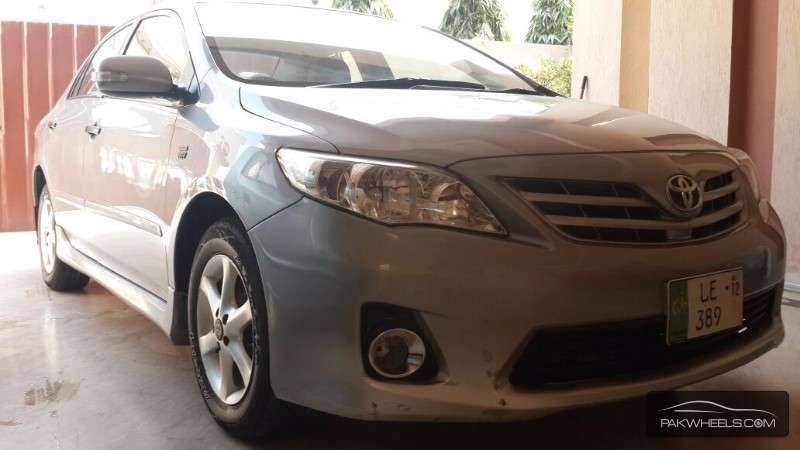 toyota corolla limited edition 2011 #6