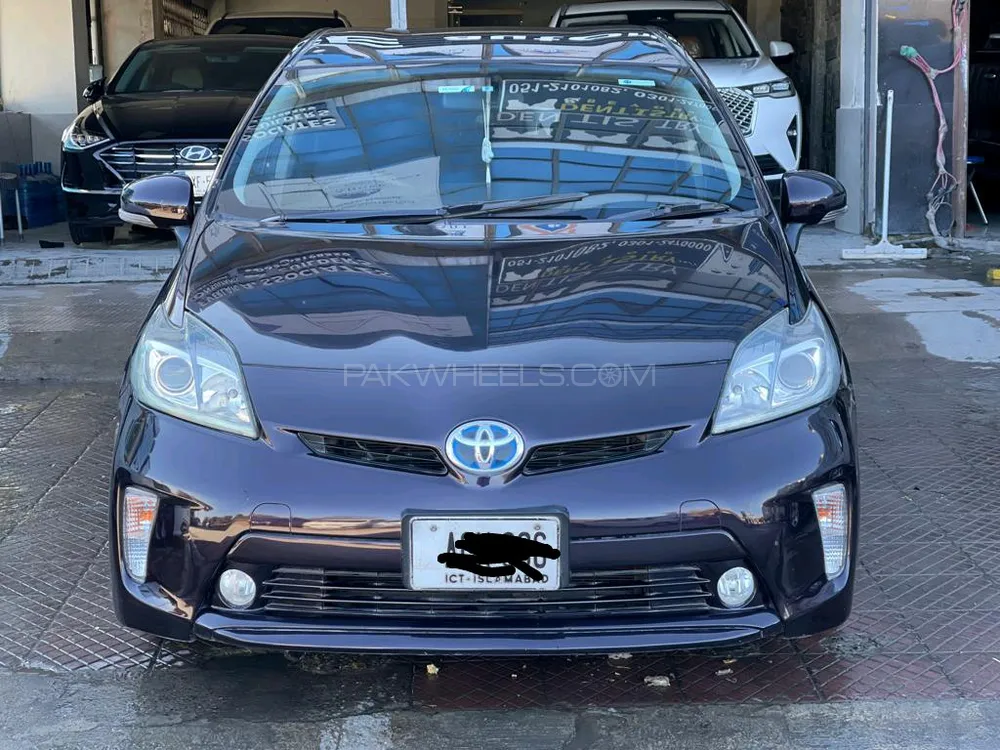 Toyota Prius S Led Edition For Sale In Islamabad Pakwheels