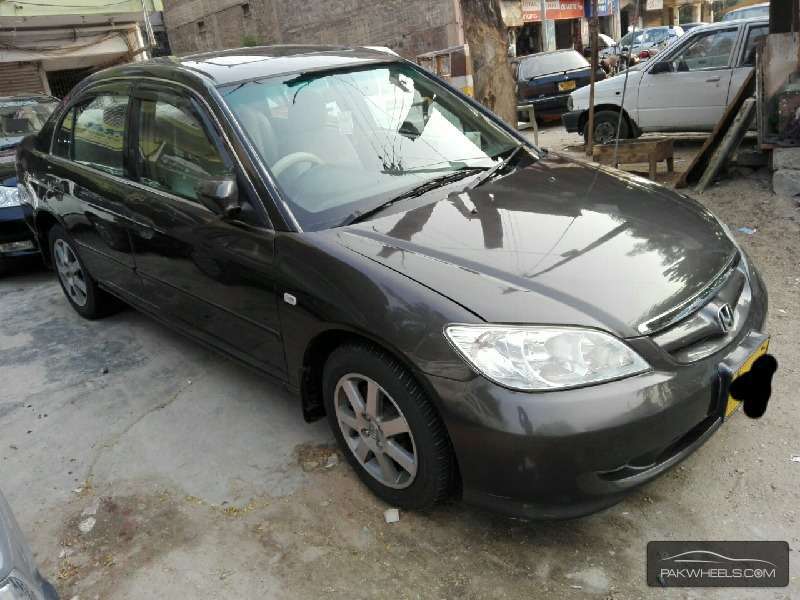 Honda civic vti oriel 2004 sale karachi #2