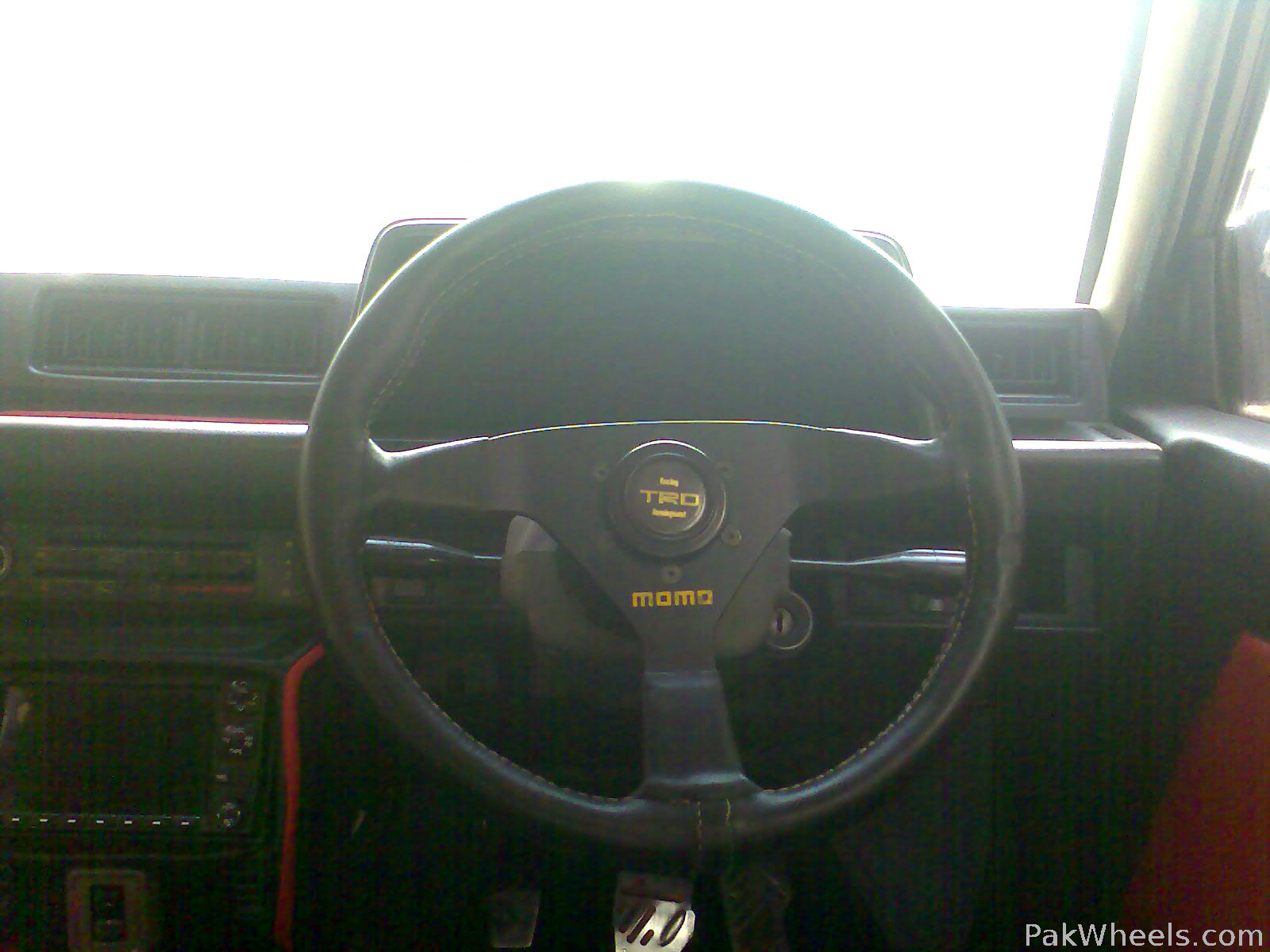 Daihatsu Charade - 1985 BISON Image-1