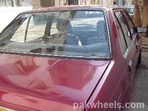 Nissan Sunny - 1986