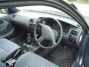Toyota Corolla - 2000