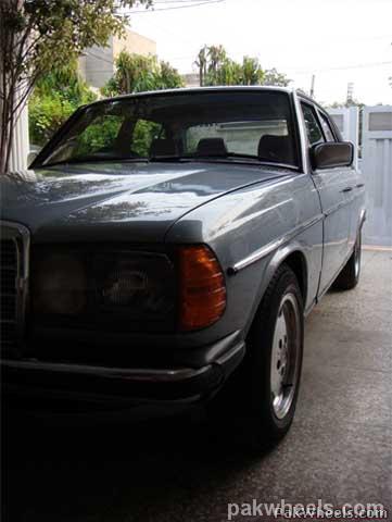 Mercedes Benz E Class - 1982 Emran Xahyd Mercedes Benz E Class - 1982 Emran Xahyd Image-2