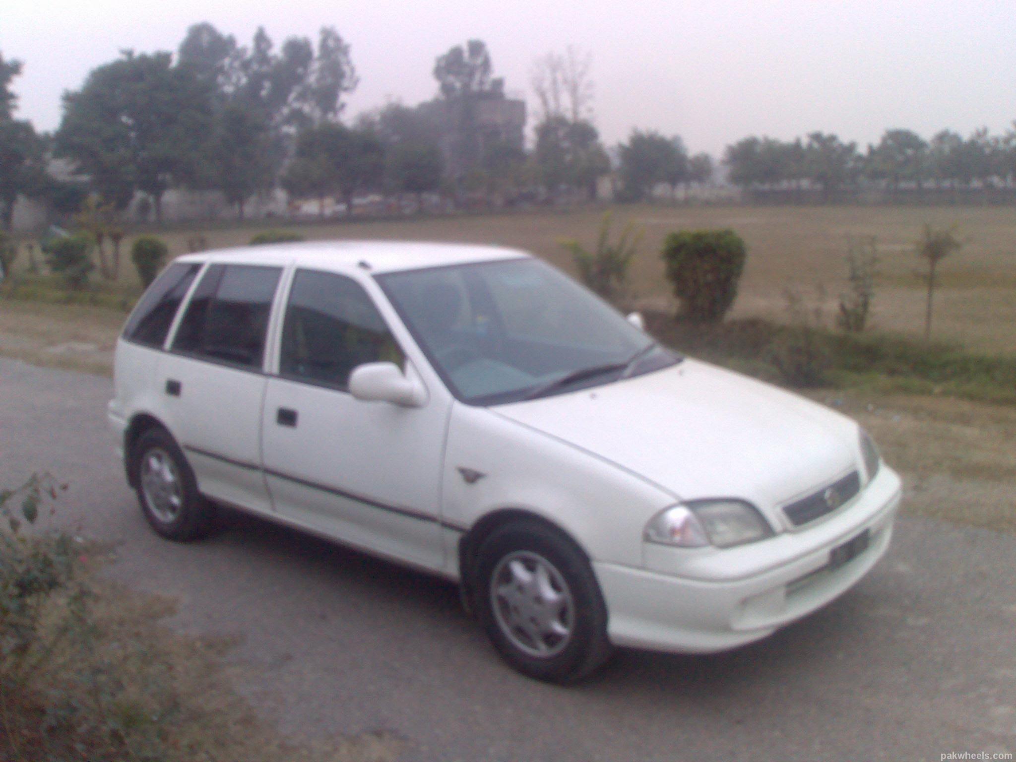 Suzuki Cultus - 2002 price is final due to condition Image-1