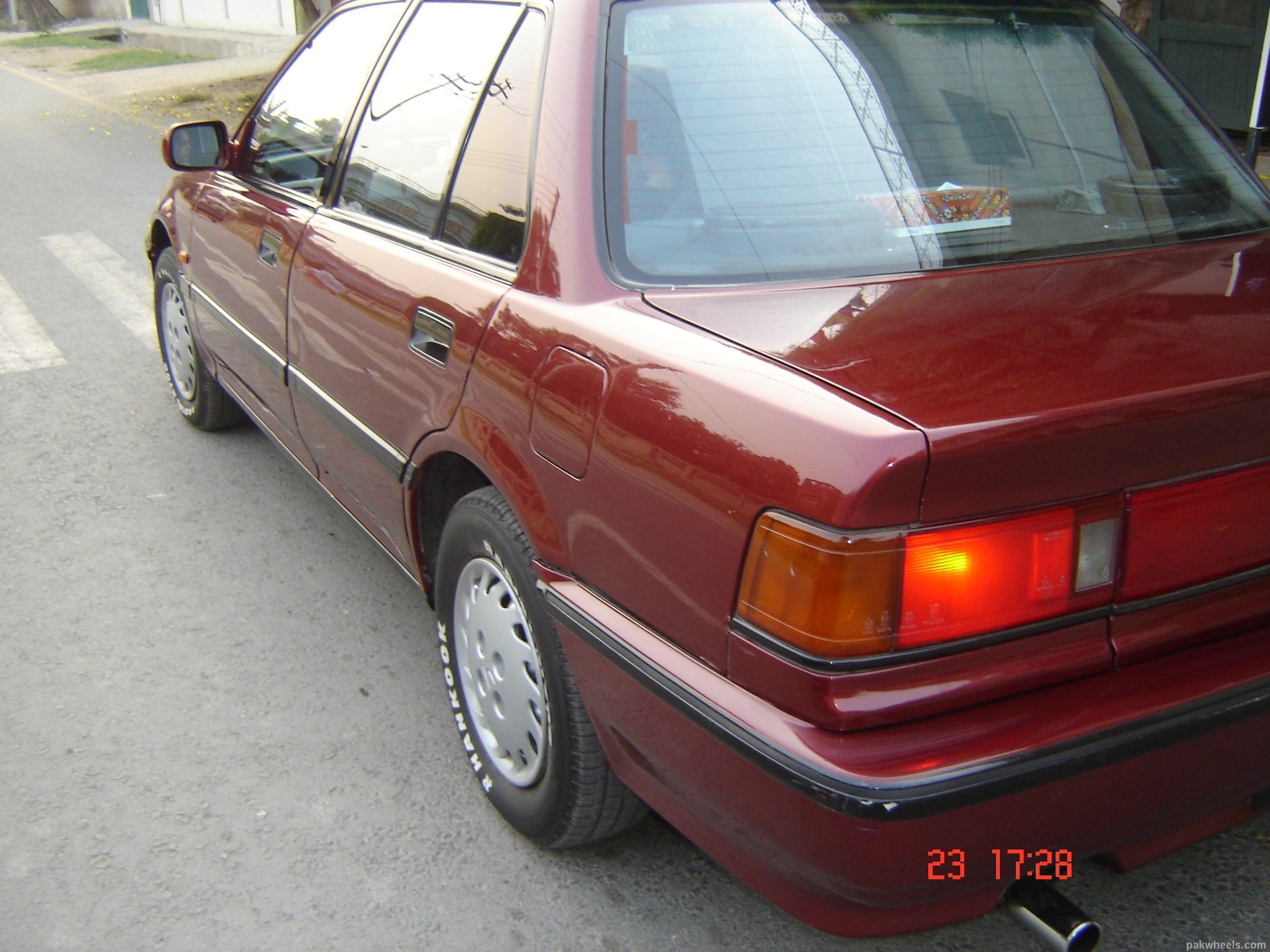 Honda Civic - 1988 gulli Image-1