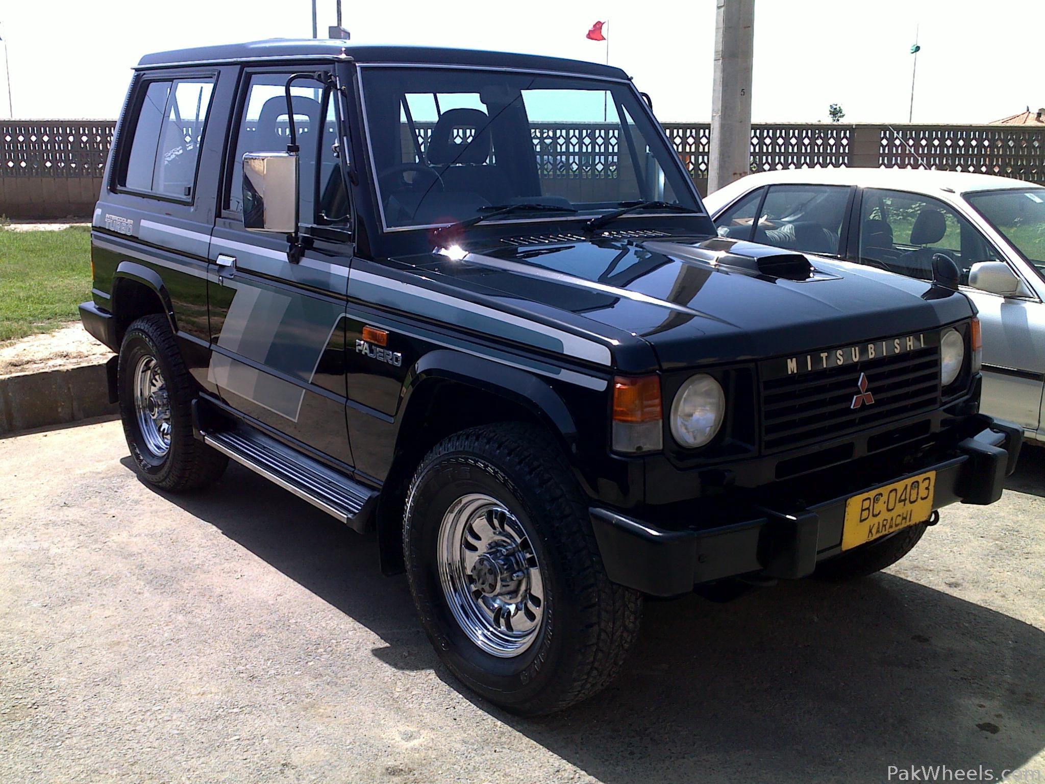 Mitsubishi Pajero 1990 for Sale in Karachi Image-1