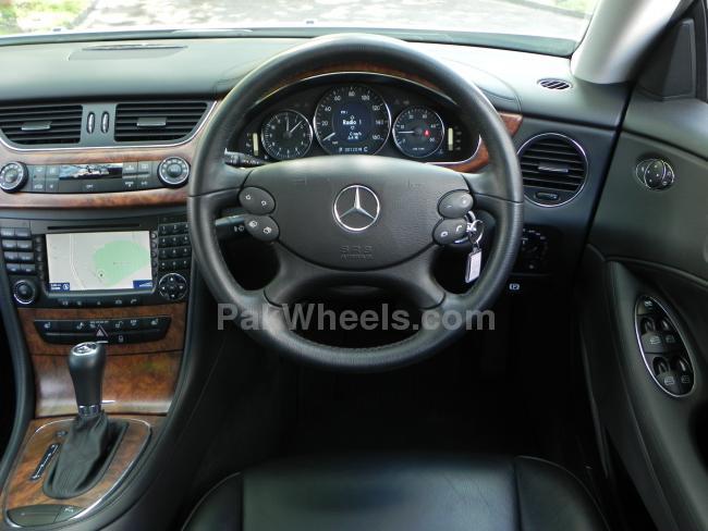 Mercedes Benz Other 2006 for Sale in Lahore Image-1