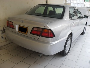 Honda Accord - 2000
