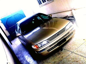 Toyota Corolla - 2000