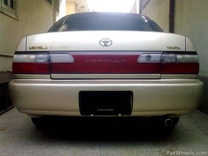 Toyota Corolla - 2000