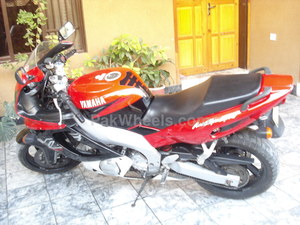 Yamaha YZF-R6 - 1998