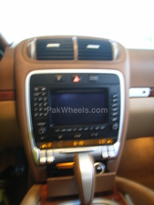 Porsche Cayenne - 2005