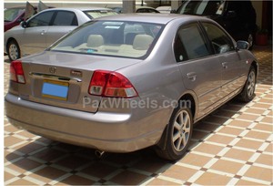 ہونڈا سوک - 2004