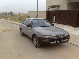 Toyota Corolla - 1998