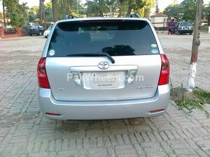 Toyota Corolla - 2005