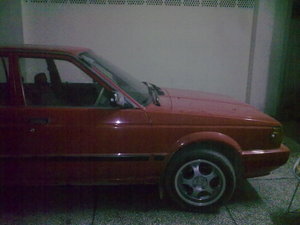 Nissan Sunny - 1990