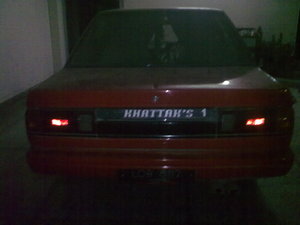 Nissan Sunny - 1990