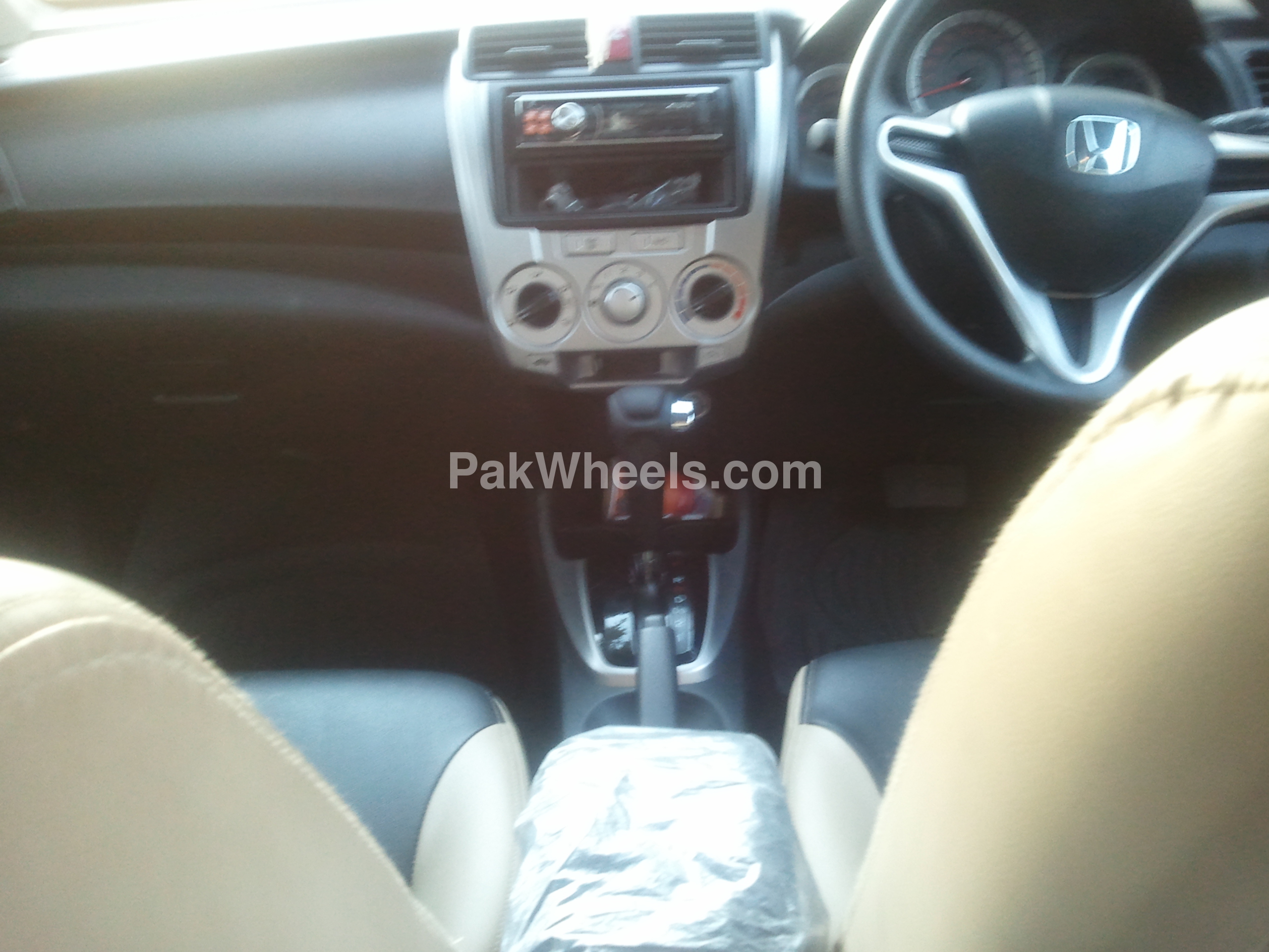 Honda City 2011 for Sale in Faisalabad Image-1