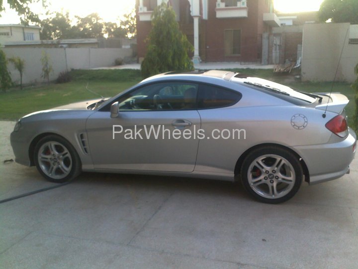 Hyundai Coupe 2005 for Sale in Lahore Image-1