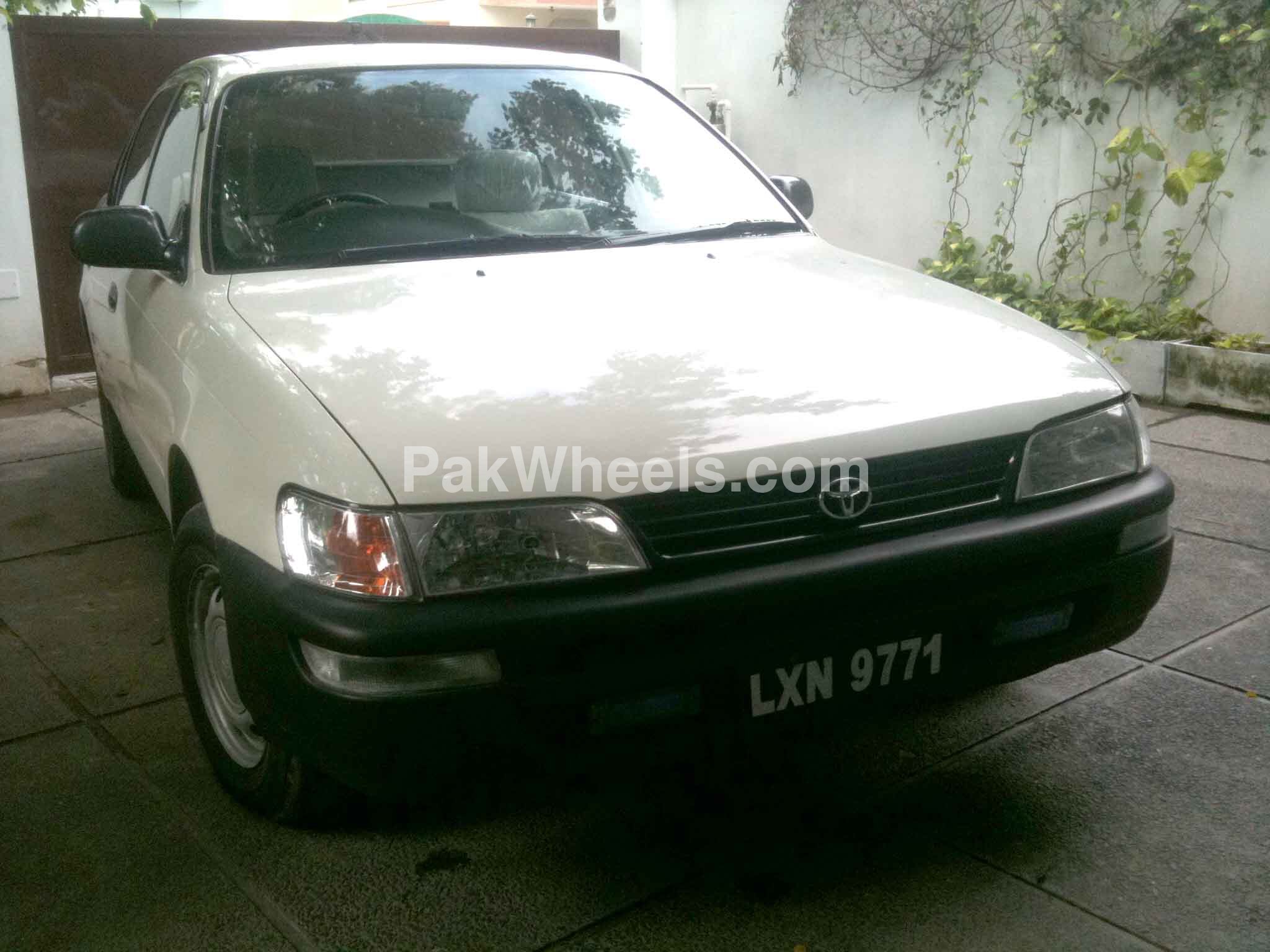 Toyota Corolla 2000 for Sale in Islamabad Image-1