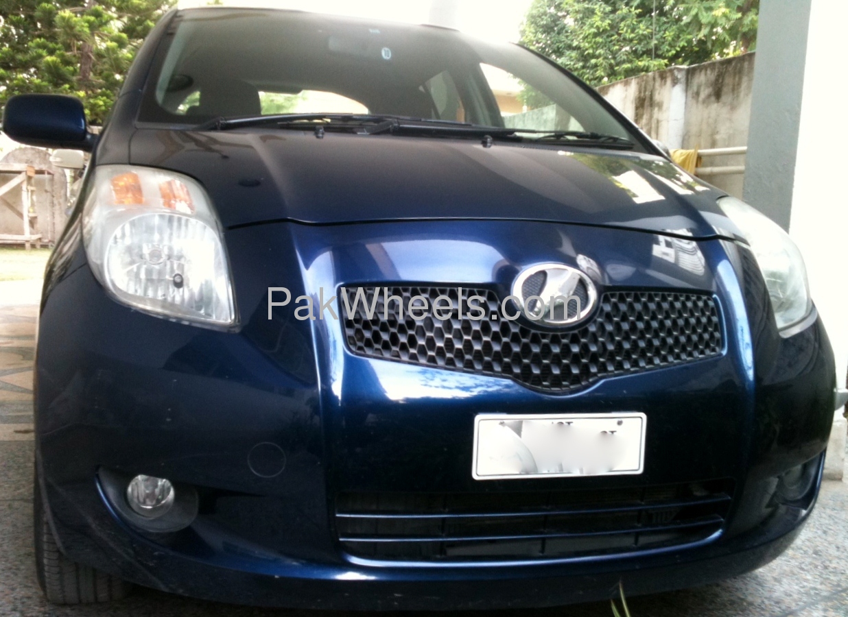 Toyota Vitz 2006 for Sale in Islamabad Image-1