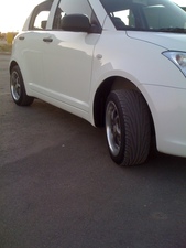 Suzuki Swift - 2011