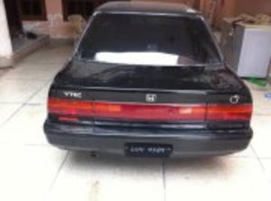 Honda Accord - 1990