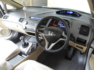 Honda Civic - 2010