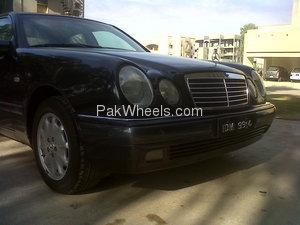 مرسڈیز بینز ای کلاس - 1997