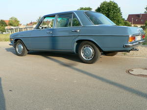 Mercedes Benz E Class - 1972