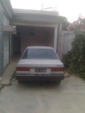 Nissan Sunny - 1987