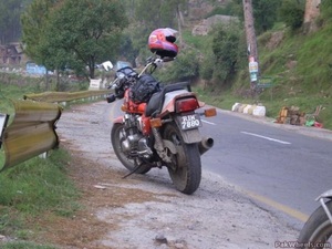 سوزوکی GS750 - 1984
