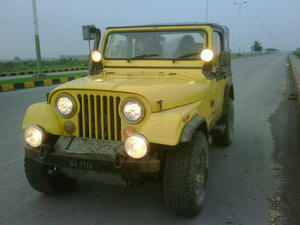 جیپ سی جے 7 - 1979