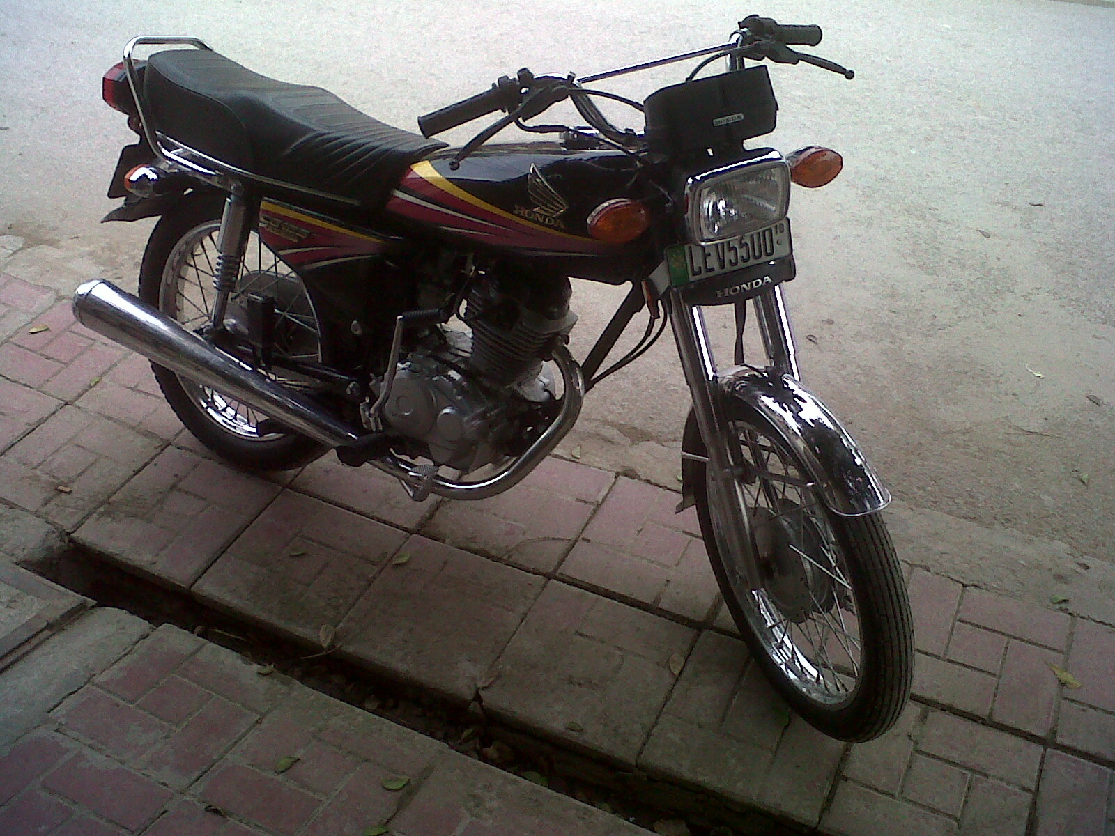 MINI Cooper - 2010 Honda 125 MINI Cooper - 2010 Honda 125 Image-2