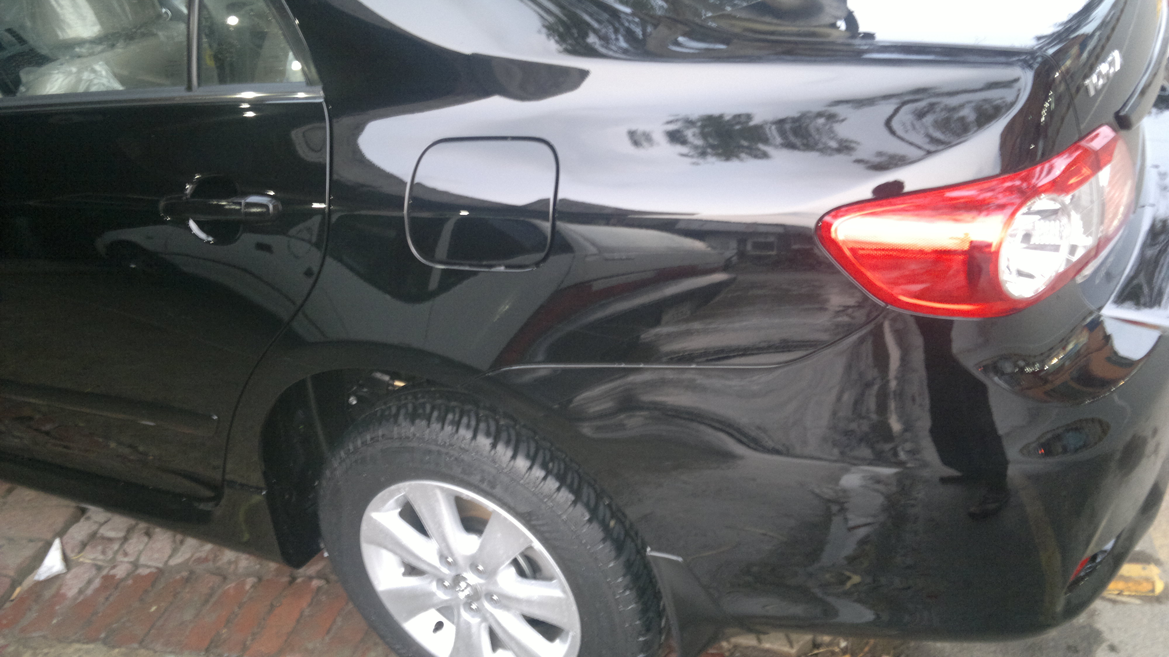 Toyota Corolla - 2011 G & G Toyota Corolla - 2011 G & G Image-2