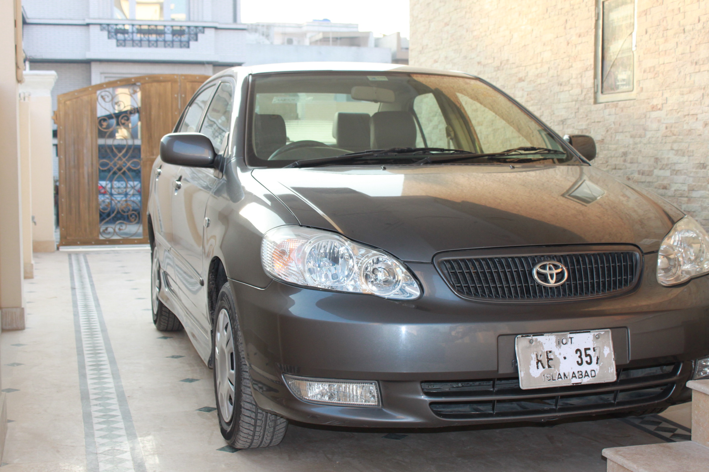Toyota Corolla - 2006 cab Image-1