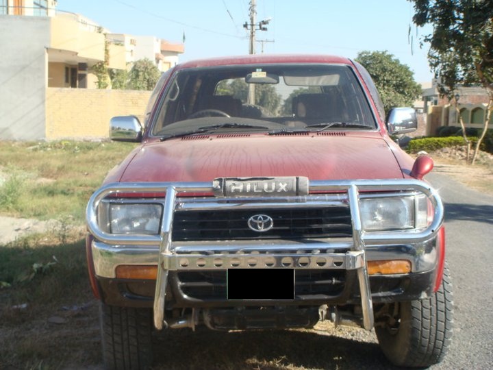 Toyota Hilux - 1995 ssr-x Image-1