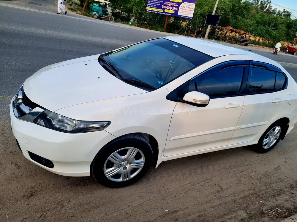 Honda City 2020 for Sale in Mian Wali Image-1