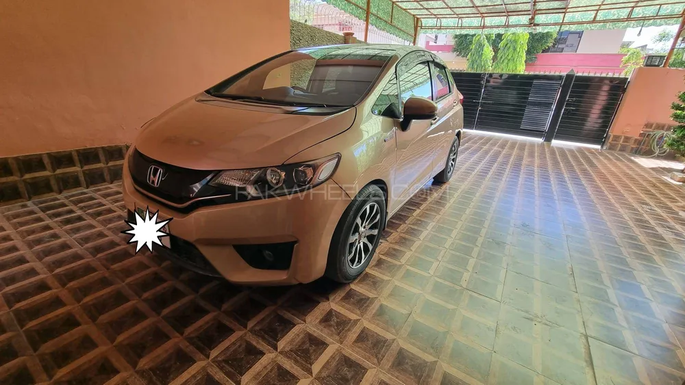 Honda Fit 2016 for sale in Lahore