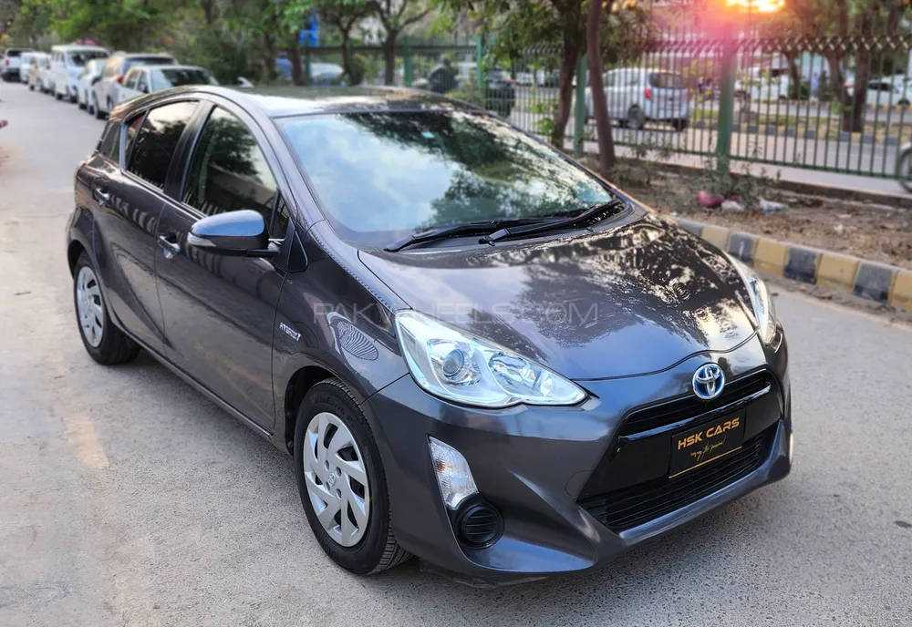 Toyota Aqua 2015 for sale in Lahore