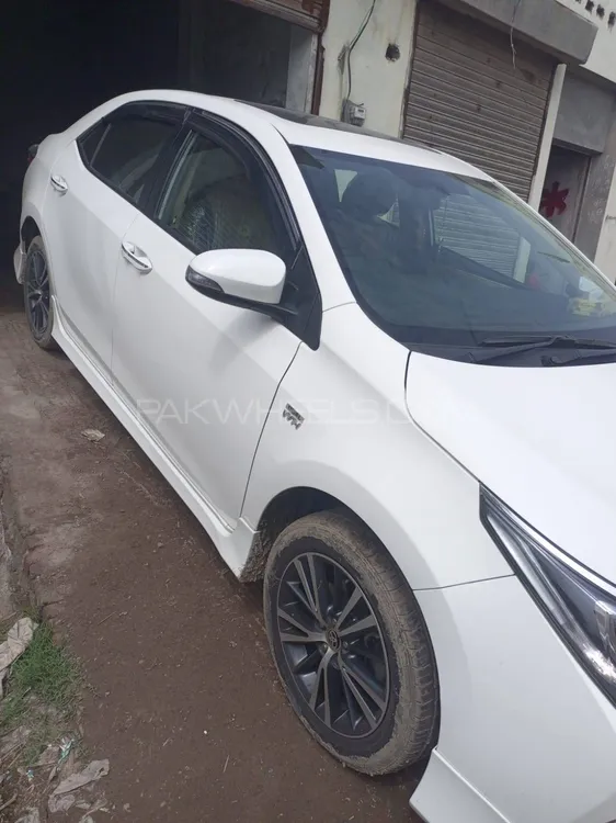 Toyota Corolla 2022 for Sale in Jhang Image-1