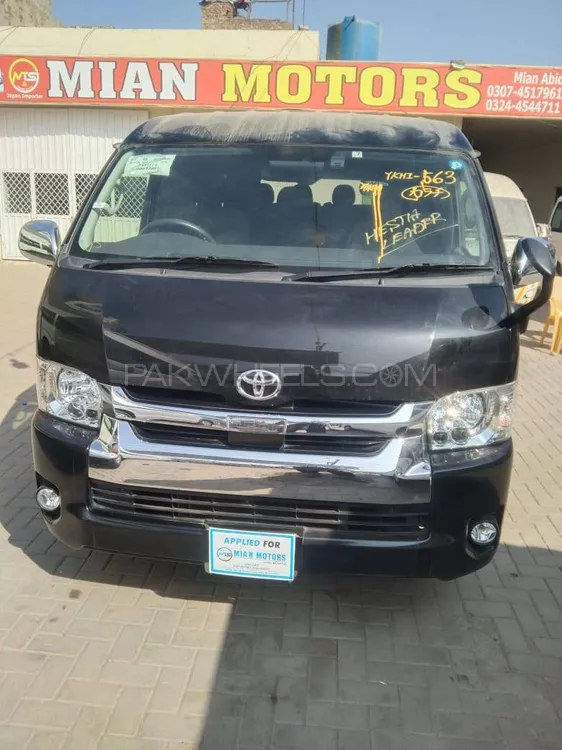 Toyota Hiace 2019 for Sale in Lahore Image-1