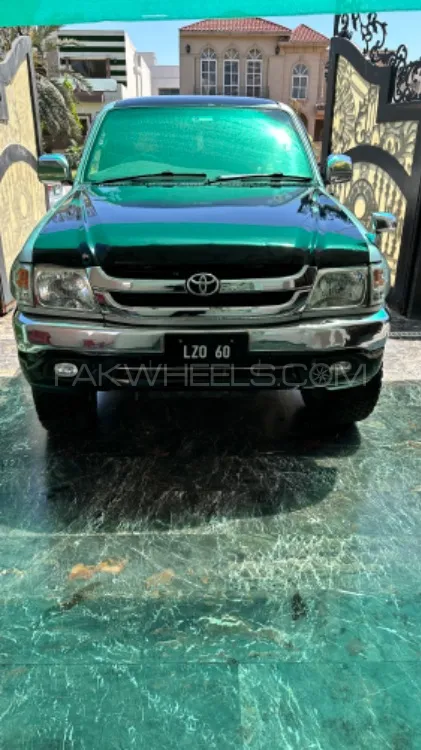 Toyota Hilux 2003 for Sale in Gujranwala Image-1