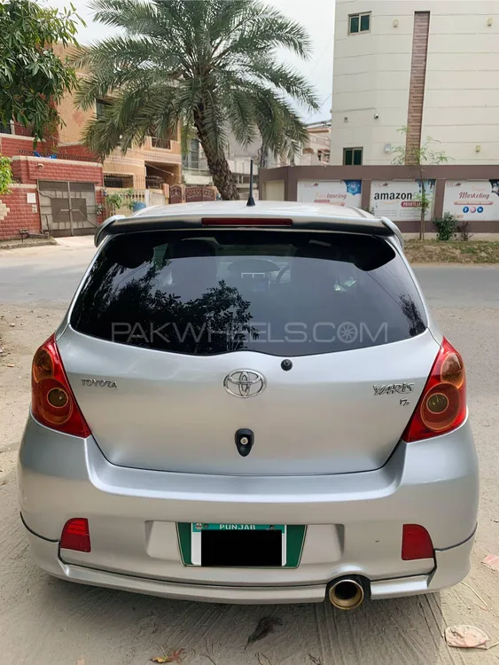 Toyota Yaris Hatchback 2008 for sale in Lahore