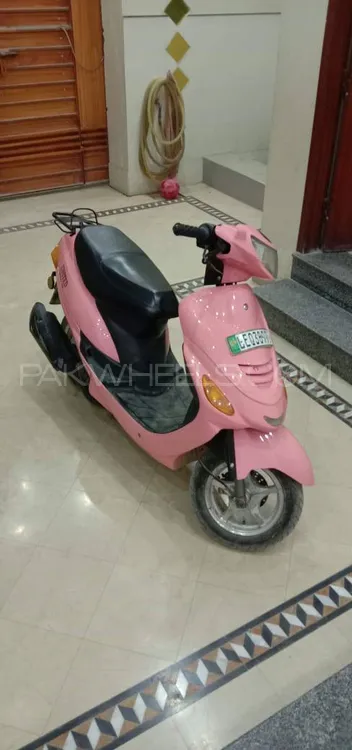 Lectrix Scooty 2017 for Sale Image-1