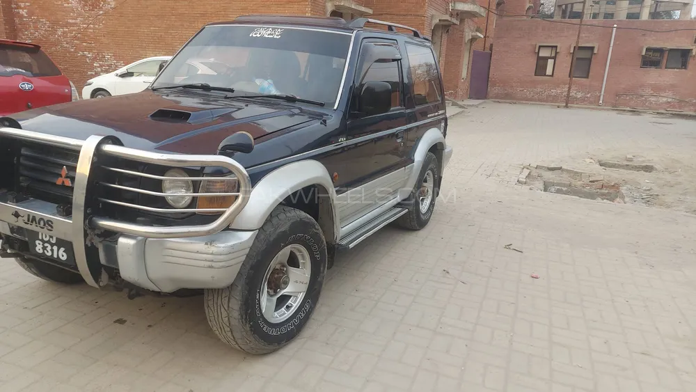 Mitsubishi Pajero 1993 for Sale in Lahore Image-1
